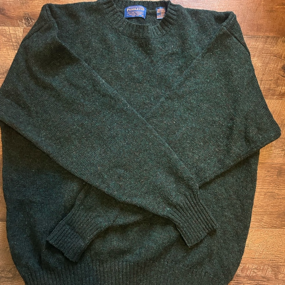 Pendleton Men's Dark Green Crewneck Sweater